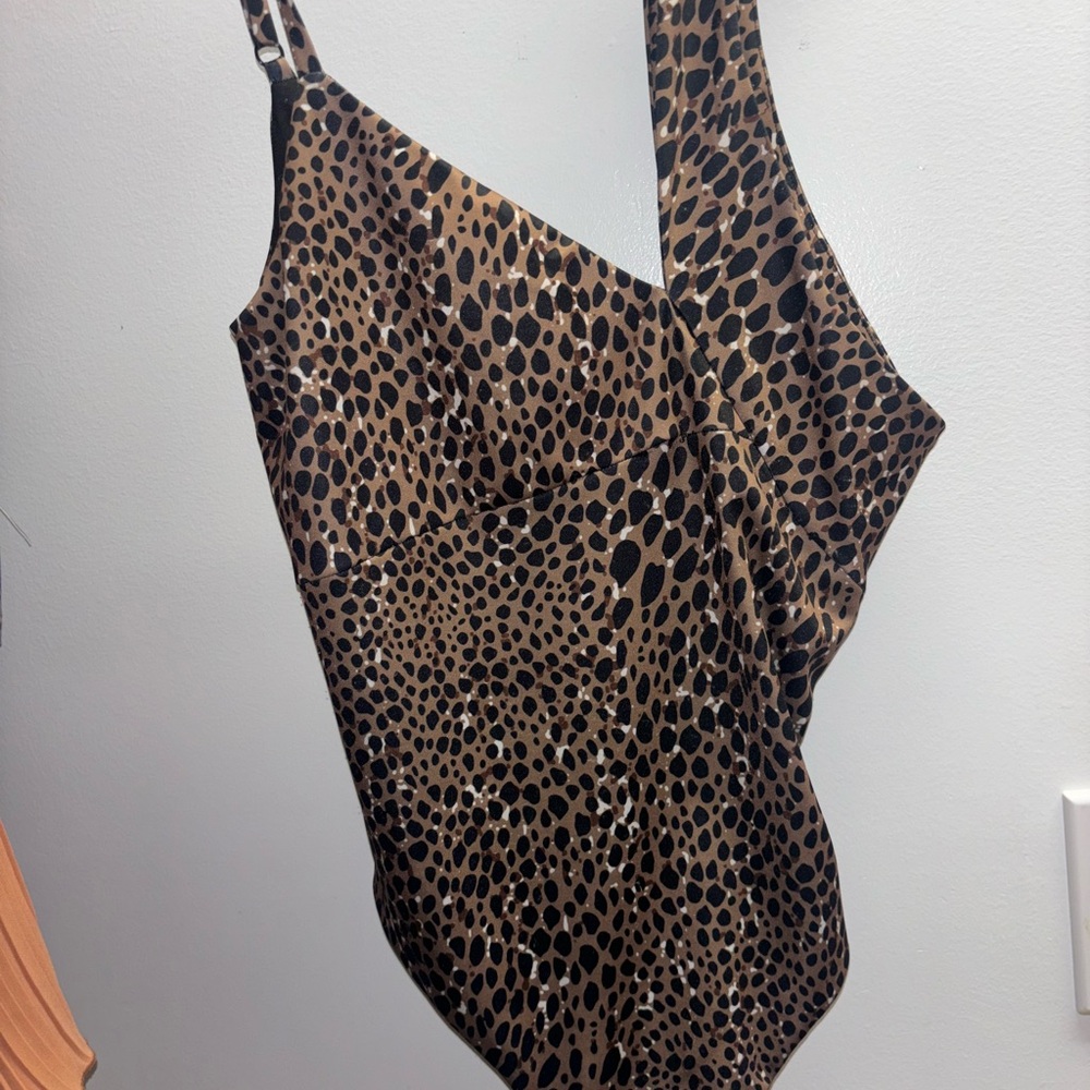 Leopard Print bodysuit